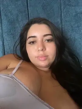 Snapshot of Tara__Sexy chatting on February 7, 2025, 1:11 pm Tara  Sexy online show from February 7, 2025, 1:11 pm