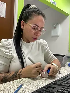 Snapshot of nurse_desi_sexlove chatting on January 17, 2025, 5:21 am nurse desi sexlove online show from January 17, 2025, 5:21 am