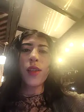 chaymae nah  online show from April 9, 2026, 12:32 am