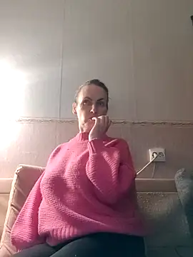 Evelina cute online show from February 16, 2025, 4:21 pm