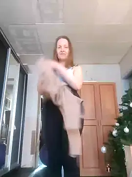 Evelina cute online show from January 7, 2026, 12:29 pm