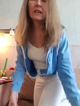 Evelina cute online show from March 3, 2026, 9:26 am