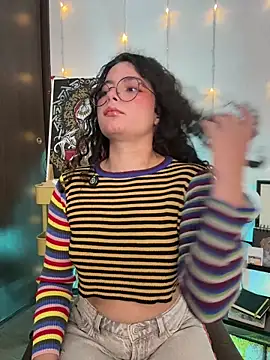 Antoniart  online show from November 25, 2025, 1:27 am