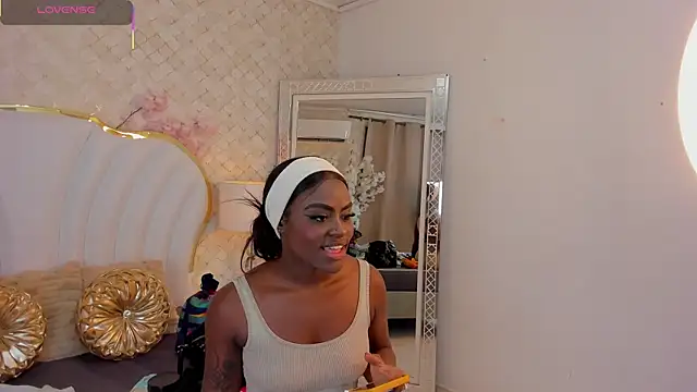 IsabellaBromsS online show from September 16, 2025, 8:43 pm