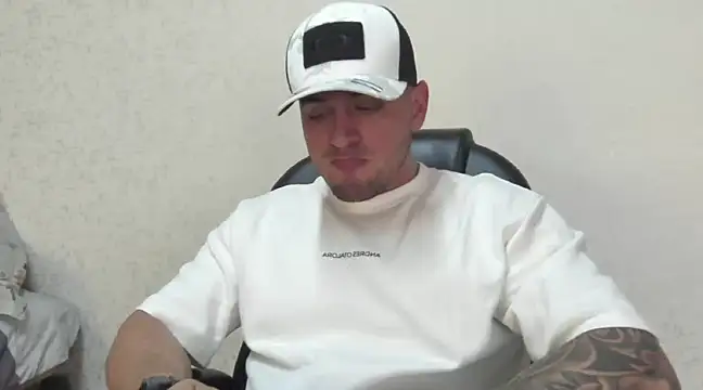 Teilor Creed online show from January 1, 2025, 8:15 pm