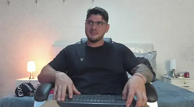 Teilor Creed online show from February 28, 2025, 8:07 pm