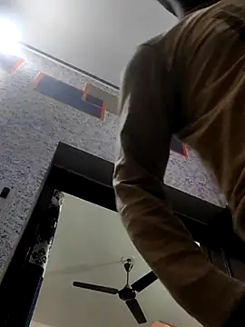 Snapshot of kalakim chatting on February 21, 2025, 5:24 am kalakim online show from February 21, 2025, 5:24 am