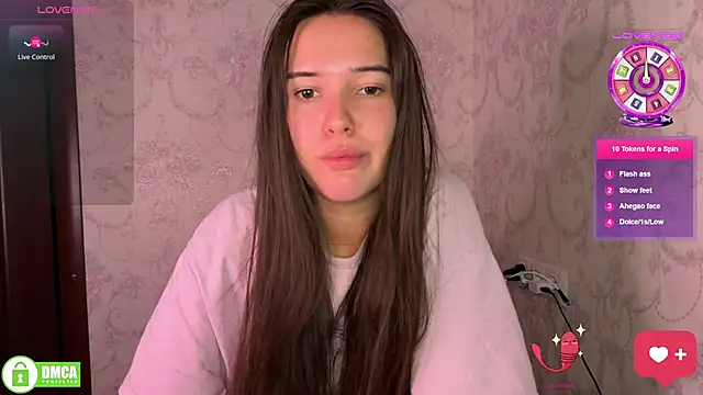 the princese online show from October 31, 2025, 5:25 pm