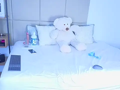 sorafire online show from April 13, 2026, 7:08 pm