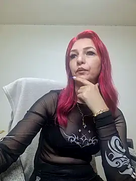 Snapshot of Evadesirex46 chatting on May 5, 2026, 5:59 am Evadesirex46 online show from May 5, 2026, 5:59 am