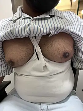 dick69lil online show from June 3, 2026, 7:00 am