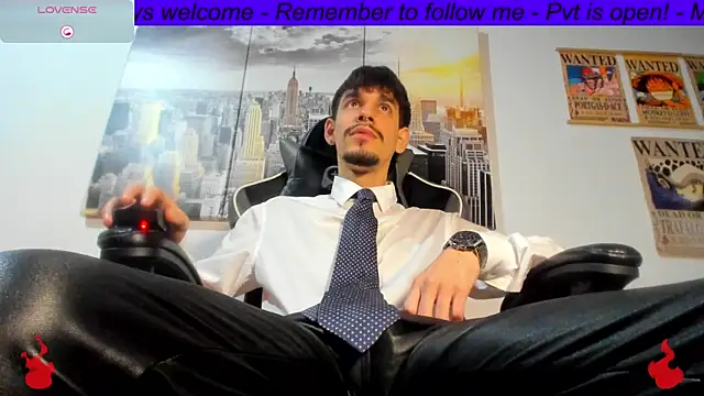 Snapshot of BRAYHAMBROWN chatting on June 16, 2026, 11:07 pm BRAYHAMBROWN online show from June 16, 2026, 11:07 pm