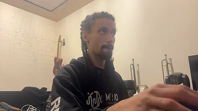 hotcamboy420 online show from November 2, 2025, 5:43 am