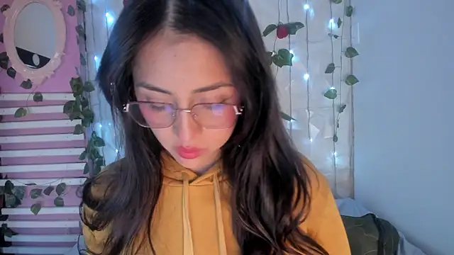 Sophy SmileSweet online show from January 4, 2025, 5:47 pm