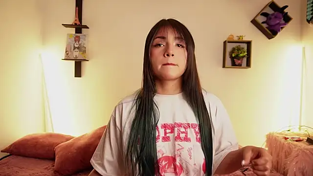 Sophy SmileSweet online show from October 17, 2025, 1:35 pm