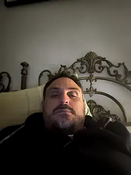 Snapshot of italovene chatting on October 25, 2025, 9:31 pm italovene online show from October 25, 2025, 9:31 pm