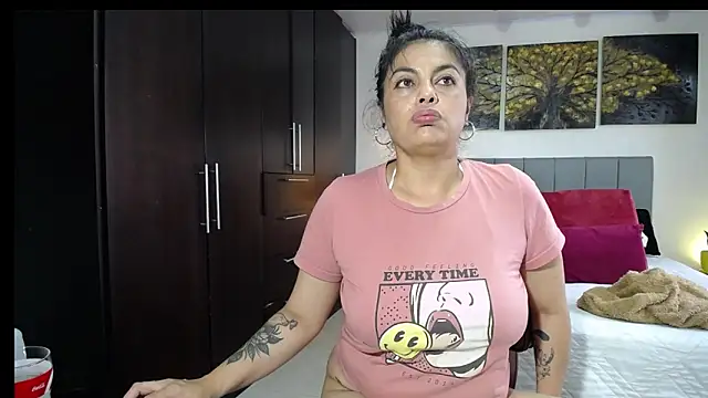 Lust Mom41 online show from March 20, 2026, 6:24 pm