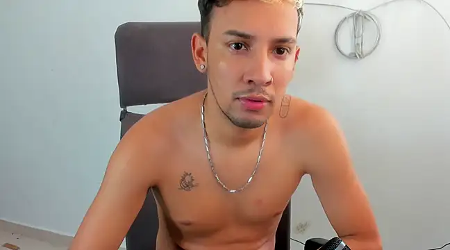 wonder23cm online show from March 7, 2025, 12:23 pm