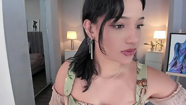 Snapshot of renee_shelby_ chatting on December 4, 2024, 9:24 pm renee shelby online show from December 4, 2024, 9:24 pm