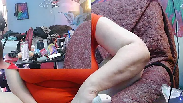 juscjen online show from April 2, 2026, 3:26 am