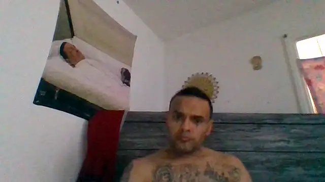 Houstonslong1 online show from January 28, 2025, 8:26 pm