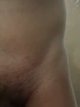 Snapshot of Luis455gomez chatting on December 29, 2024, 11:50 pm Luis455gomez online show from December 29, 2024, 11:50 pm