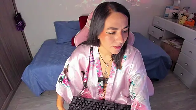 Sofi Martinezz0 online show from September 24, 2025, 1:20 am