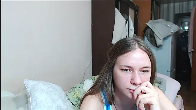 leila bambi  online show from January 10, 2025, 7:11 pm