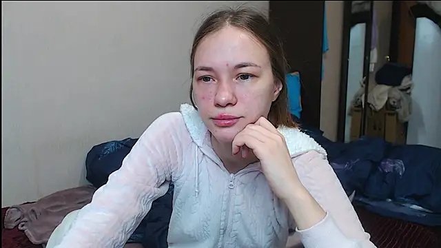 leila bambi  online show from February 27, 2025, 3:58 am