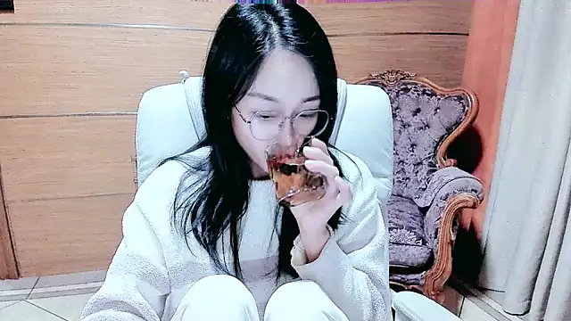 NIAN-er online show from March 6, 2025, 1:03 pm