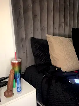 Noha-Sexy online show from December 1, 2025, 9:25 am