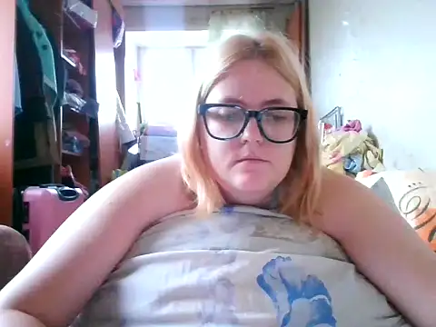 DesireMelissa online show from October 16, 2025, 9:43 am