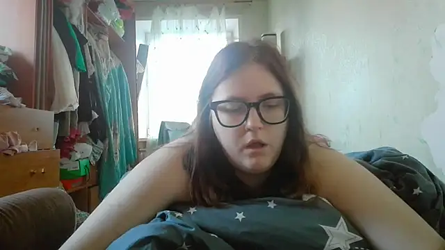 Snapshot of DesireMelissa chatting on April 18, 2026, 4:05 am DesireMelissa online show from April 18, 2026, 4:05 am