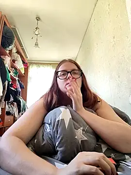 Snapshot of DesireMelissa chatting on May 7, 2026, 7:36 am DesireMelissa online show from May 7, 2026, 7:36 am