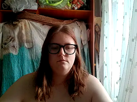 Snapshot of DesireMelissa chatting on May 9, 2026, 6:29 am DesireMelissa online show from May 9, 2026, 6:29 am