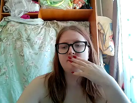 Snapshot of DesireMelissa chatting on May 21, 2026, 5:03 am DesireMelissa online show from May 21, 2026, 5:03 am