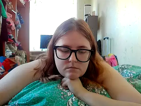 Snapshot of DesireMelissa chatting on July 1, 2026, 4:47 am DesireMelissa online show from July 1, 2026, 4:47 am