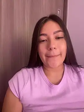Snapshot of Latina_vanessa chatting on January 18, 2025, 3:20 am Latina vanessa online show from January 18, 2025, 3:20 am