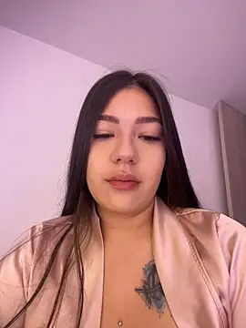 Snapshot of Latina_vanessa chatting on March 4, 2025, 11:22 pm Latina vanessa online show from March 4, 2025, 11:22 pm