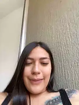 Snapshot of Latina_vanessa chatting on March 16, 2025, 4:56 pm Latina vanessa online show from March 16, 2025, 4:56 pm