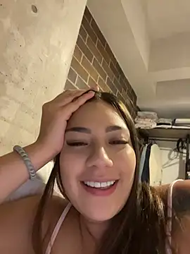 Snapshot of Latina_vanessa chatting on July 22, 2026, 4:26 am Latina vanessa online show from July 22, 2026, 4:26 am