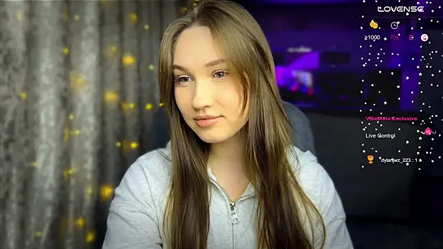 ChloeMillerMeow online show from September 16, 2025, 4:30 pm