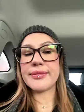 RinaCat online show from October 9, 2025, 5:27 am