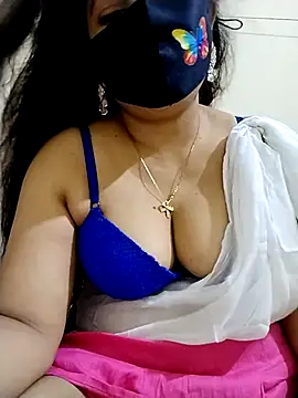 Ameera19 online show from September 10, 2025, 8:20 pm