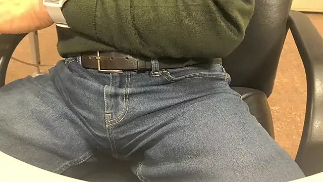 alessandroman2114 online show from January 14, 2026, 4:56 pm