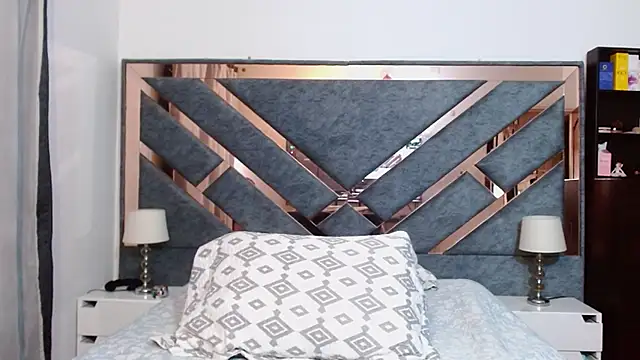 KarlaTesg online show from September 19, 2025, 9:26 pm