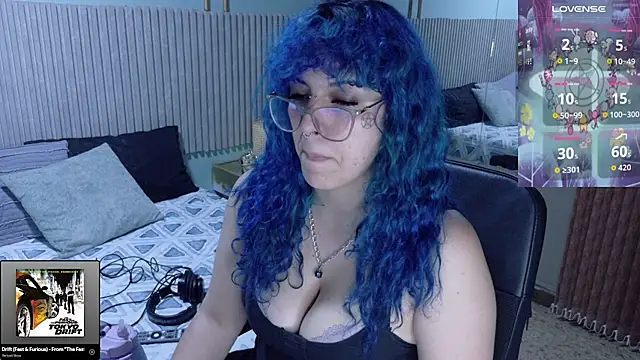 Eli666uwu online show from January 14, 2026, 12:11 pm