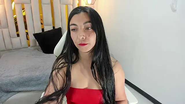 Karla hernandez  online show from February 5, 2025, 11:02 am