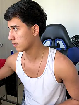 Juan da01 online show from October 4, 2025, 9:35 pm