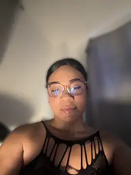 Snapshot of ashley_Tompson1 chatting on July 13, 2026, 11:57 am ashley Tompson1 online show from July 13, 2026, 11:57 am
